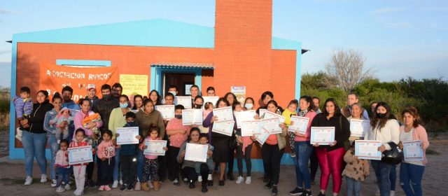 ENTREGAN VIVIENDAS SOCIALES A 42 FAMILIAS DE  ZONAS RURALES DEL DEPARTAMENTO JIMÉNEZ