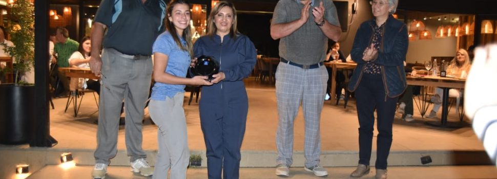 Fuentes entregó los premios a los ganadores del Torneo “Madre de ciudades” en el Golf Club Santiago del Estero